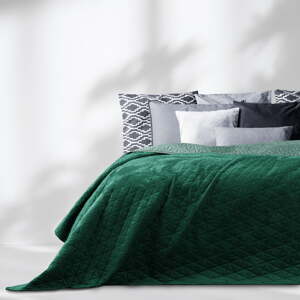 Zöld bársony steppelt ágytakaró 170x210 cm Laila – AmeliaHome